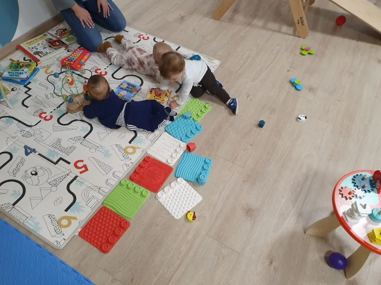 Prvo druženje mama i beba u igraonici Bambolaya